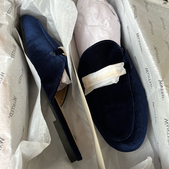 NWT Slip On Wanted Frankie Women's Navy Mule Flats Loafers All Sizes - Picture 7 of 8